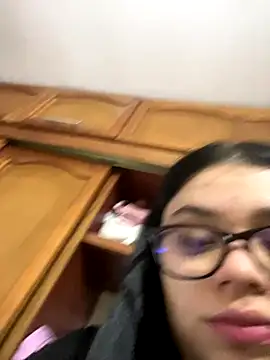 alissonfernandez  online show from 12/05/25, 11:30