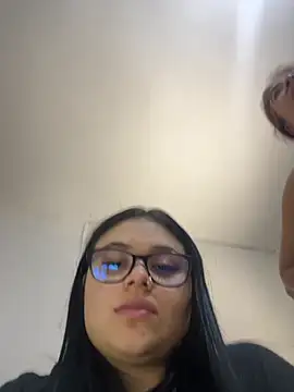 alissonfernandez  online show from 04/25/26, 05:10