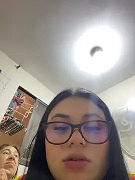 alissonfernandez  online show from 06/23/26, 10:30