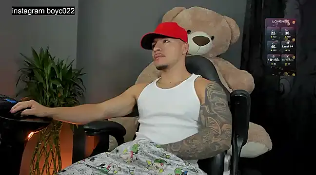 boyc022  online show from 02/24/25, 02:04