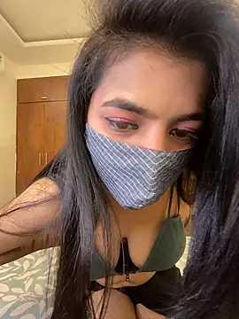 Snapshot of Emmy_kapoor chatting on 12/28/24, 05:55 Emmy kapoor online show from 12/28/24, 05:55