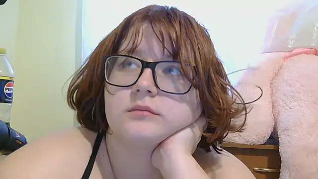 Snapshot of SoNayNachka chatting on 12/05/24, 11:49 SoNayNachka online show from 12/05/24, 11:49