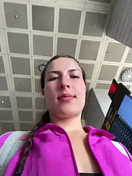 Snapshot of _ExoticGirl chatting on 12/19/24, 01:51 ExoticGirl online show from 12/19/24, 01:51