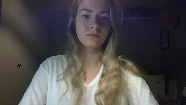 Snapshot of ROSIEx_sweet chatting on 01/09/26, 07:44 ROSIEx sweet online show from 01/09/26, 07:44