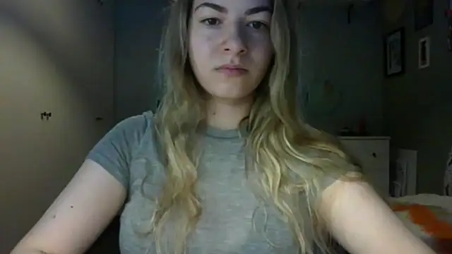 Snapshot of ROSIEx_sweet chatting on 06/16/26, 06:49 ROSIEx sweet online show from 06/16/26, 06:49