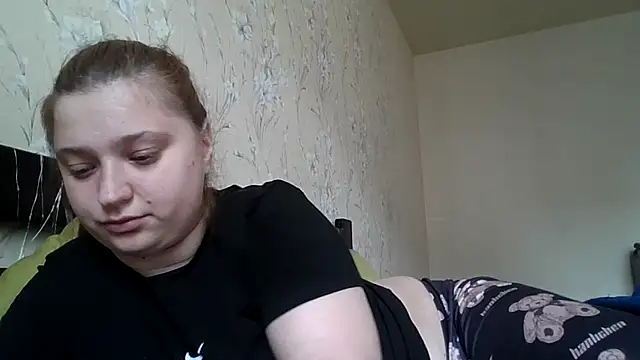 kila lo online show from 04/29/26, 08:07