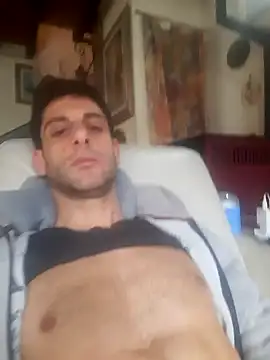 Snapshot of MrTamburine22 chatting on 02/13/25, 12:43 MrTamburine22 online show from 02/13/25, 12:43