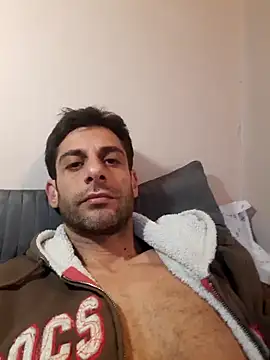 Snapshot of MrTamburine22 chatting on 02/15/25, 01:38 MrTamburine22 online show from 02/15/25, 01:38