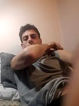 Snapshot of MrTamburine22 chatting on 02/22/25, 01:24 MrTamburine22 online show from 02/22/25, 01:24