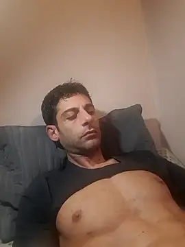 Snapshot of MrTamburine22 chatting on 03/02/25, 02:21 MrTamburine22 online show from 03/02/25, 02:21