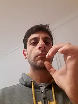 Snapshot of MrTamburine22 chatting on 03/12/25, 03:29 MrTamburine22 online show from 03/12/25, 03:29