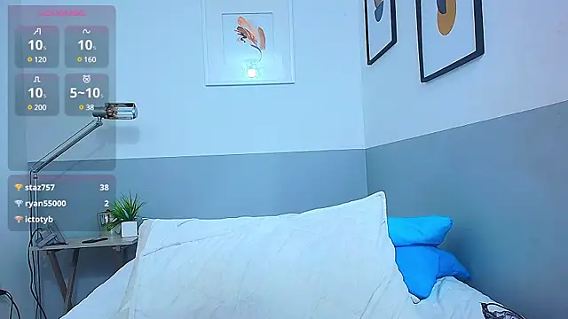 hornybarelylegalgirl online show from 01/19/25, 04:04