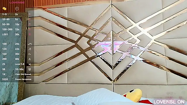 hornybarelylegalgirl online show from 03/15/25, 02:24