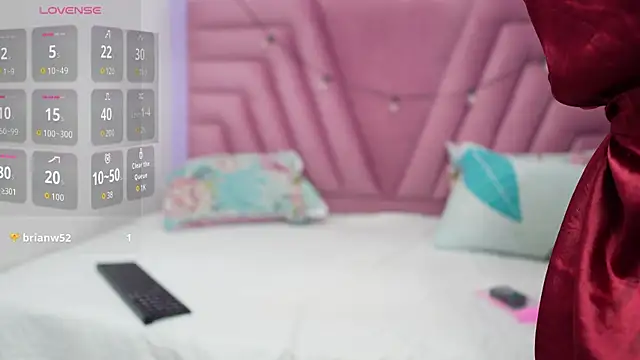 hornybarelylegalgirl online show from 06/29/26, 12:05