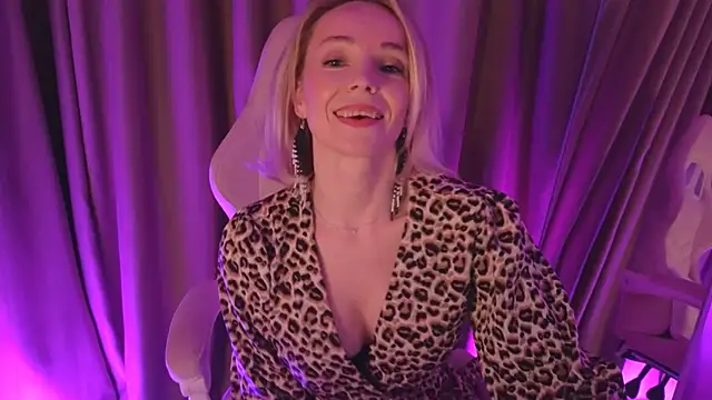 Snapshot of bubbling_crush chatting on 02/28/25, 08:50 bubbling crush online show from 02/28/25, 08:50