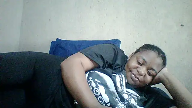 bustyboobs6 online show from 12/18/25, 06:52