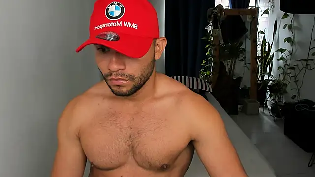 Snapshot of Travis_bakers chatting on 02/07/25, 01:11 Travis bakers online show from 02/07/25, 01:11