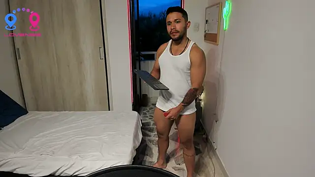 Snapshot of Travis_bakers chatting on 11/30/25, 10:47 Travis bakers online show from 11/30/25, 10:47