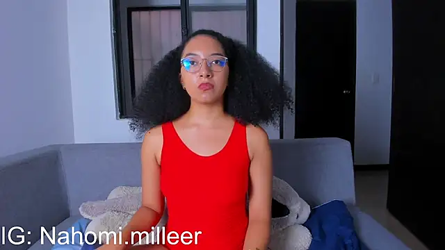 Snapshot of NAHOMI_MILLER chatting on 10/24/25, 10:06 NAHOMI MILLER online show from 10/24/25, 10:06