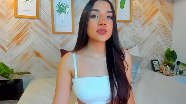 AniiRose online show from 02/18/25, 10:25