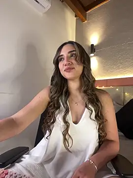 AniiRose online show from 10/03/25, 02:41