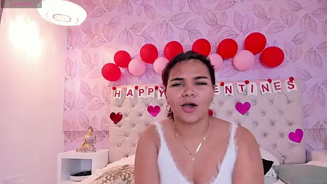 Carolina Evanss online show from 02/15/25, 03:31