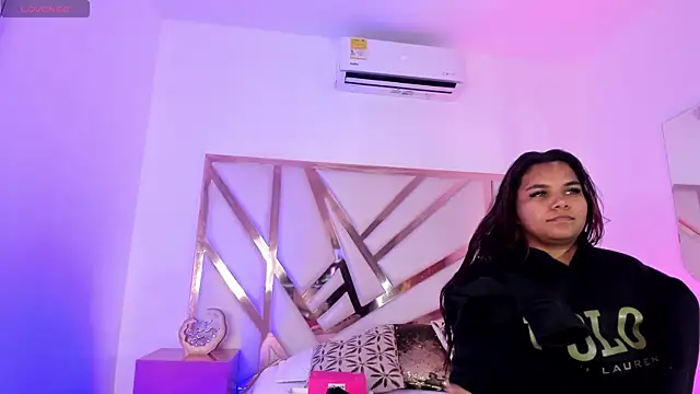 Carolina Evanss online show from 03/16/25, 03:25