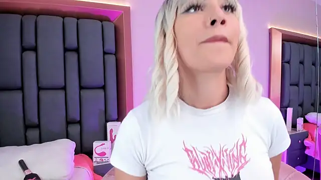 MadissonRey online show from 03/11/25, 06:41