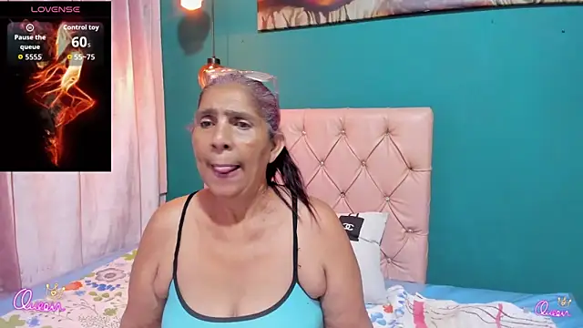 renata milf  online show from 05/14/26, 12:01