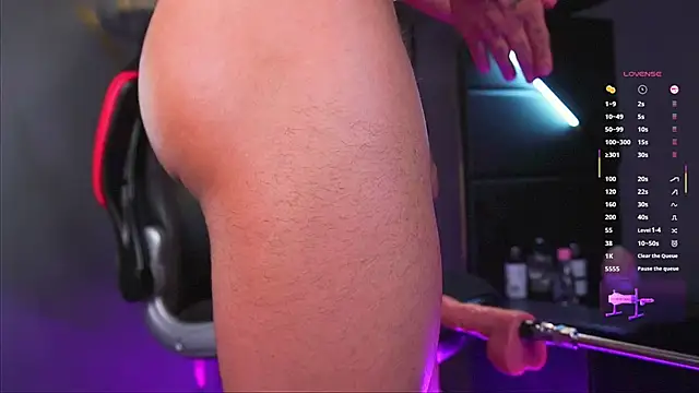 samuel boy tatoo online show from 05/27/26, 10:45