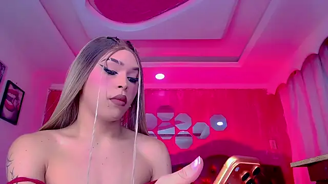 TiffanyMackensyy online show from 04/30/26, 10:47