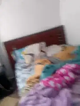 Snapshot of MARYQUANT chatting on 09/13/25, 03:01 MARYQUANT online show from 09/13/25, 03:01