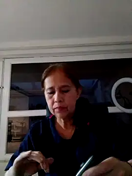 Snapshot of MARYQUANT chatting on 09/15/25, 11:16 MARYQUANT online show from 09/15/25, 11:16