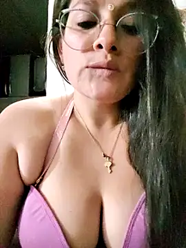 Neve Collins online show from 12/24/24, 08:44