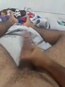 Snapshot of Leleko1997 chatting on 03/01/26, 01:57 Leleko1997 online show from 03/01/26, 01:57