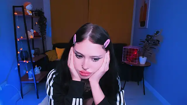 Snapshot of Barbara_xKiss chatting on 02/12/25, 05:58 Barbara xKiss online show from 02/12/25, 05:58