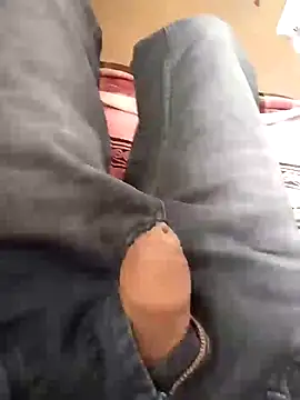 Snapshot of PracticalGum40 chatting on 12/24/24, 06:22 PracticalGum40 online show from 12/24/24, 06:22