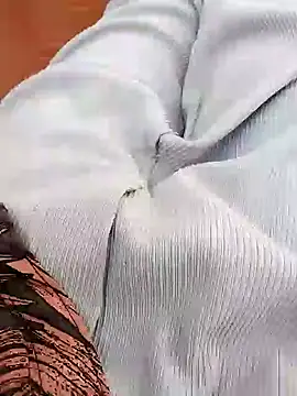 Snapshot of PracticalGum40 chatting on 01/15/25, 09:35 PracticalGum40 online show from 01/15/25, 09:35