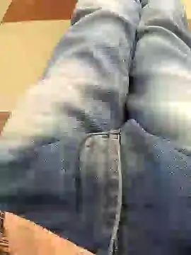 Snapshot of PracticalGum40 chatting on 02/16/25, 10:43 PracticalGum40 online show from 02/16/25, 10:43