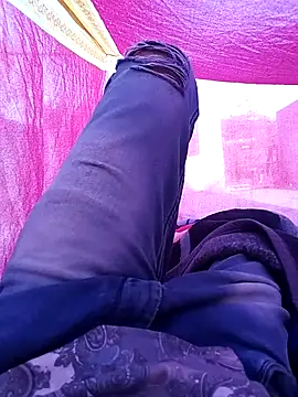 Snapshot of PracticalGum40 chatting on 03/23/25, 02:04 PracticalGum40 online show from 03/23/25, 02:04