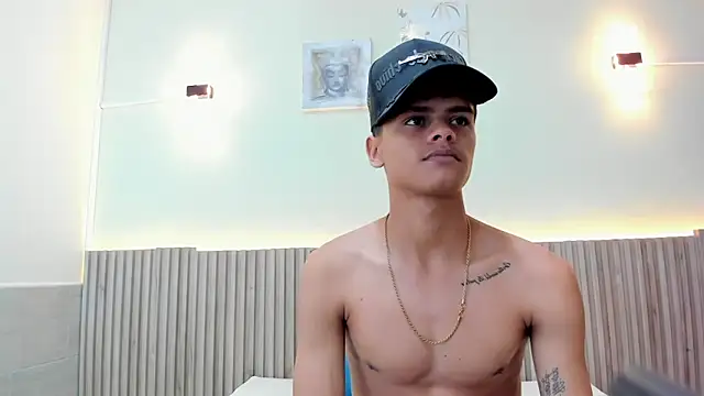 Snapshot of Billy_zander chatting on 12/13/24, 01:01 Billy zander online show from 12/13/24, 01:01