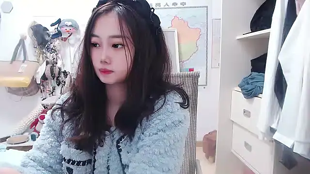 Cherie-xinxin01 online show from 12/04/24, 02:48