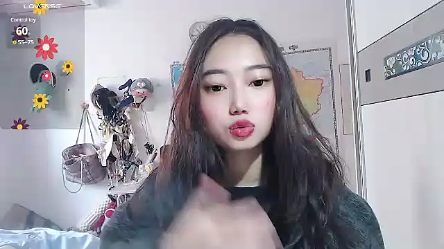 Cherie-xinxin01 online show from 12/07/24, 05:15