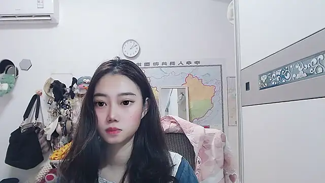 Cherie-xinxin01 online show from 12/09/24, 02:49