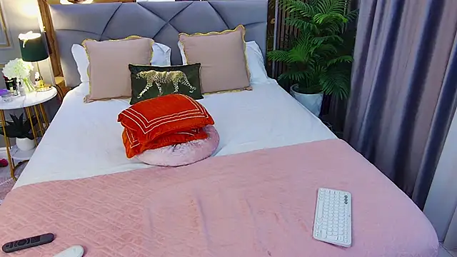 AvaCristal online show from 02/11/26, 09:31