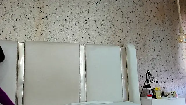 Snapshot of Candy_Bony chatting on 01/16/25, 07:31 Candy Bony online show from 01/16/25, 07:31