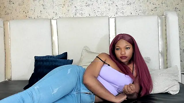 Snapshot of Candy_Bony chatting on 03/07/25, 09:59 Candy Bony online show from 03/07/25, 09:59