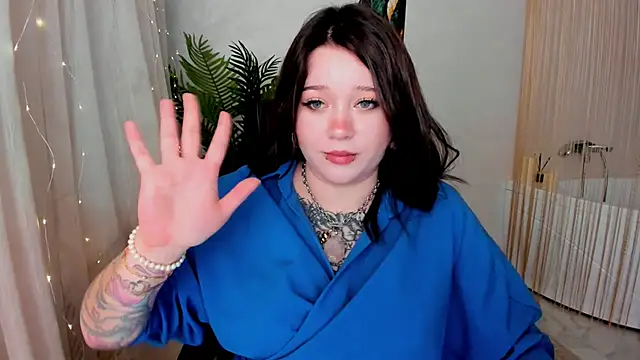 MoonLghte online show from 03/12/25, 07:28