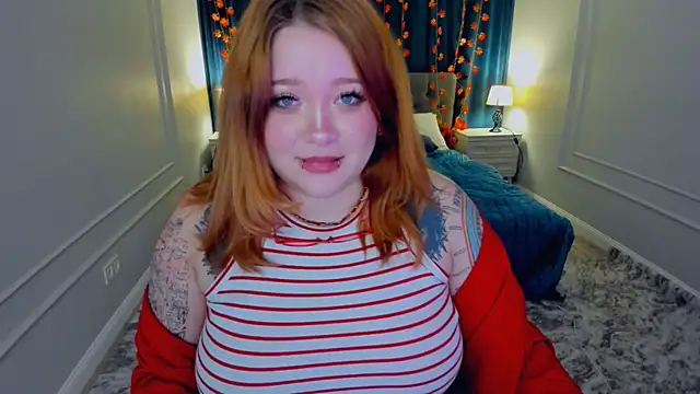 MoonLghte online show from 11/14/25, 08:18