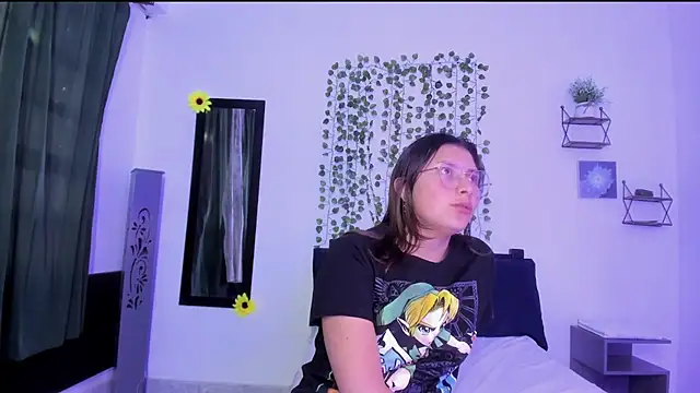 Snapshot of Noellesable chatting on 12/27/24, 08:28 Noellesable online show from 12/27/24, 08:28